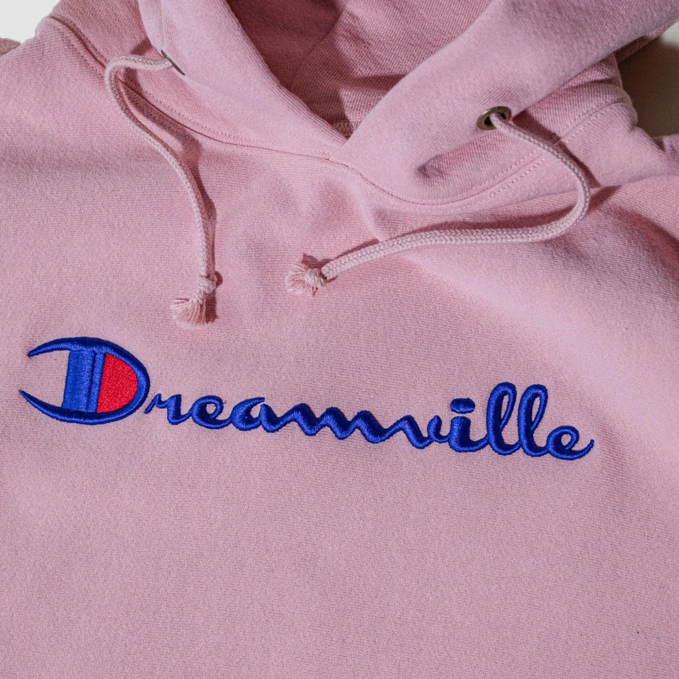 Champion X Dreamville Hood - Pink