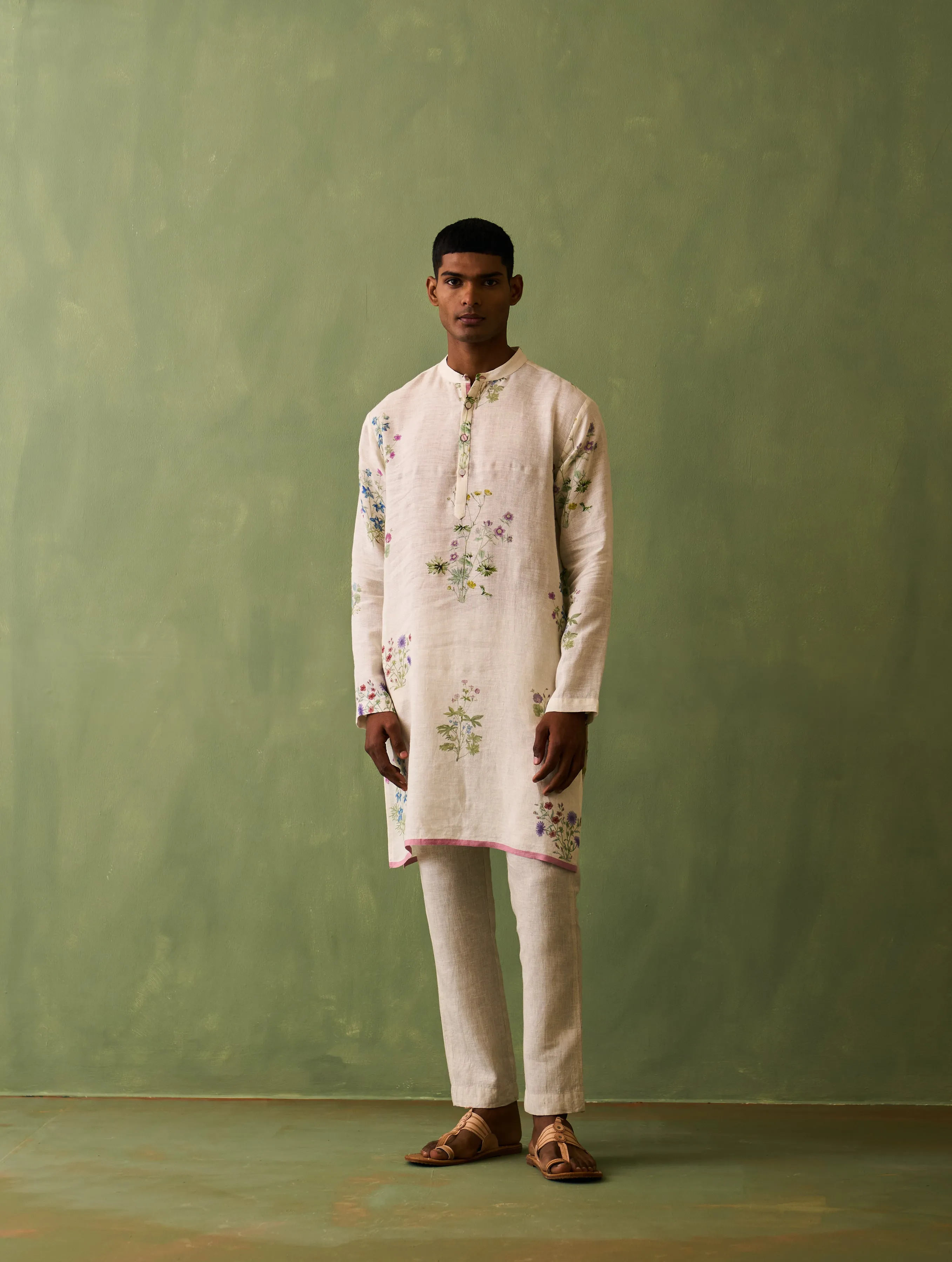 Hachi Botanical Linen Kurta Set - Ivory