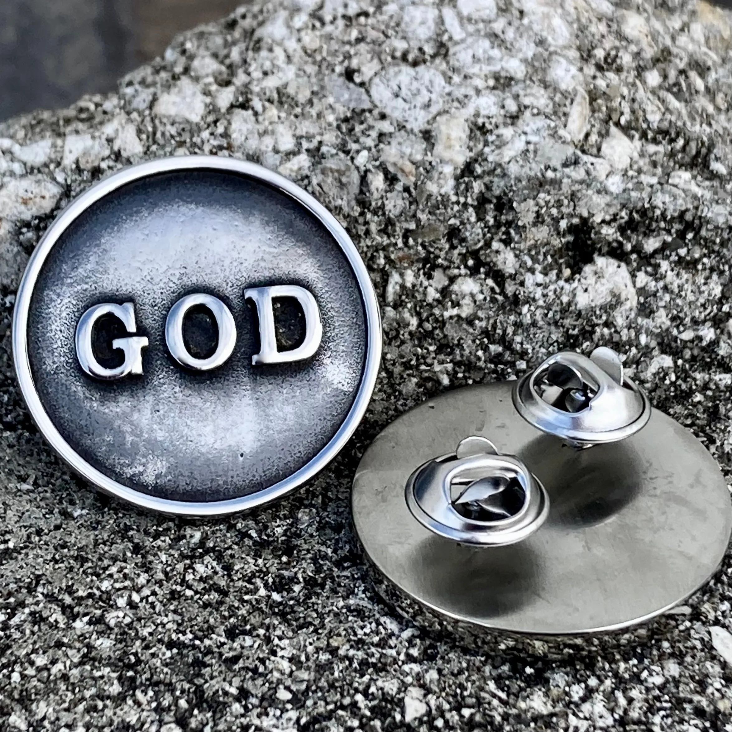 Vest Pin - God - PIN01