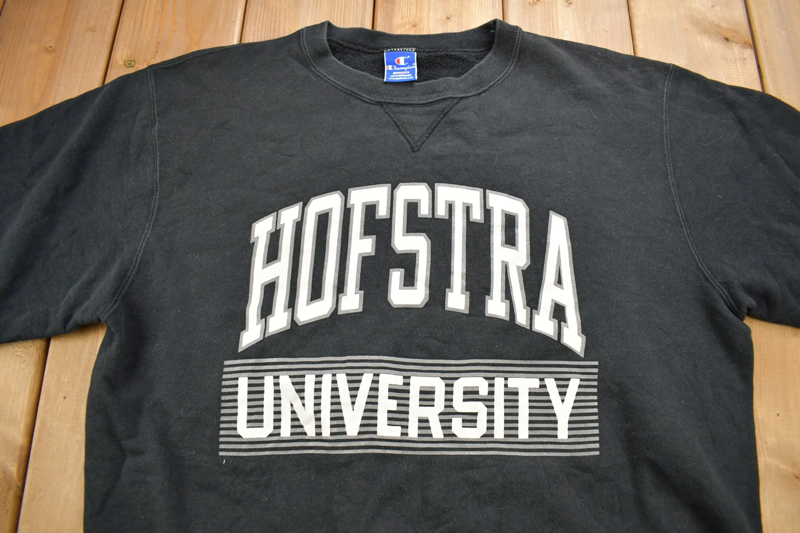 Vintage 1990s Hofstra University Collegiate Champion Crewneck / Made In USA / NCAA Sweatshirt / Sportswear / Americana