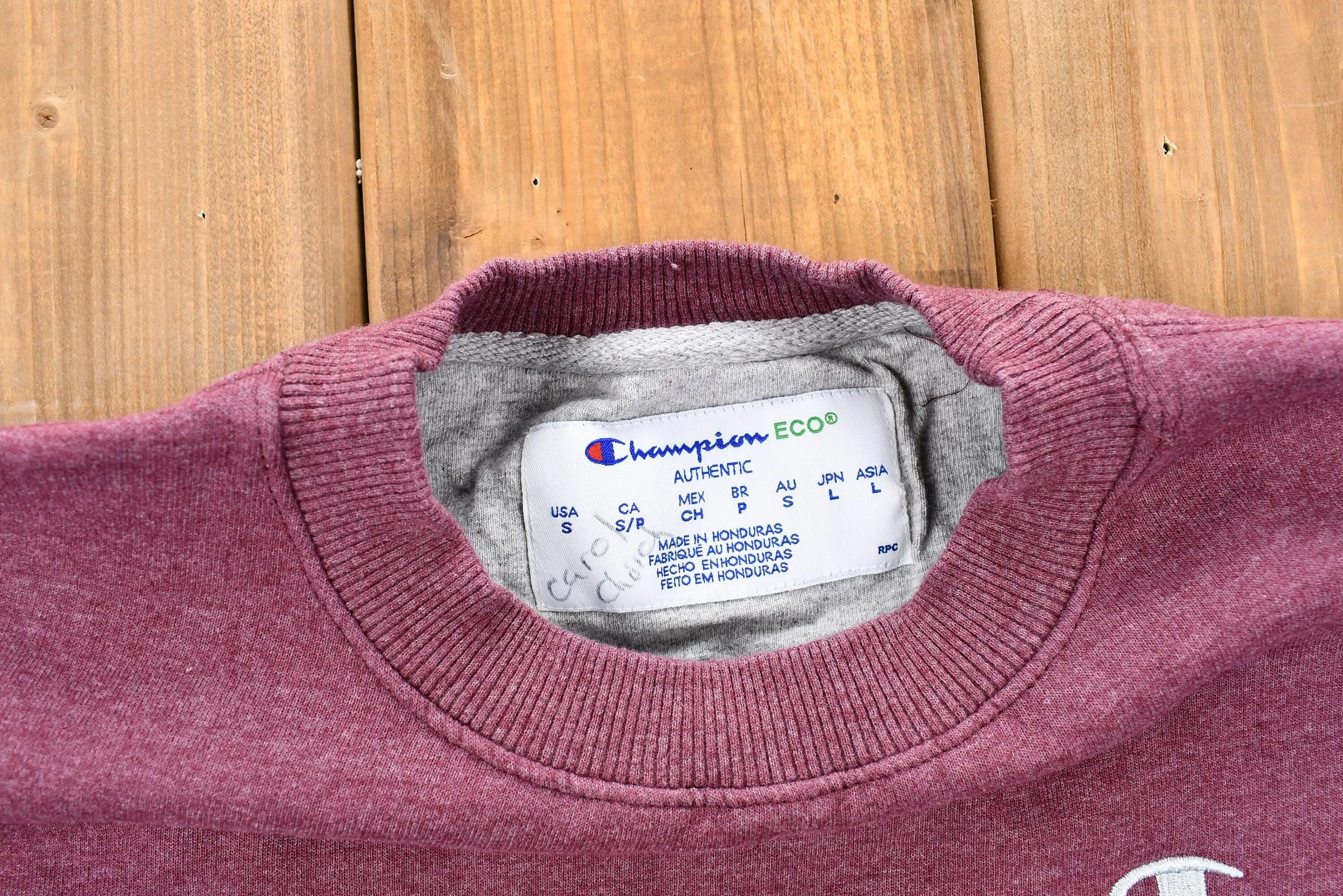 Vintage Blank Faded Burgundy Champion Pullover Crewneck / Vintage Sweatshirt / Streetwear / Athleisure Sportswear